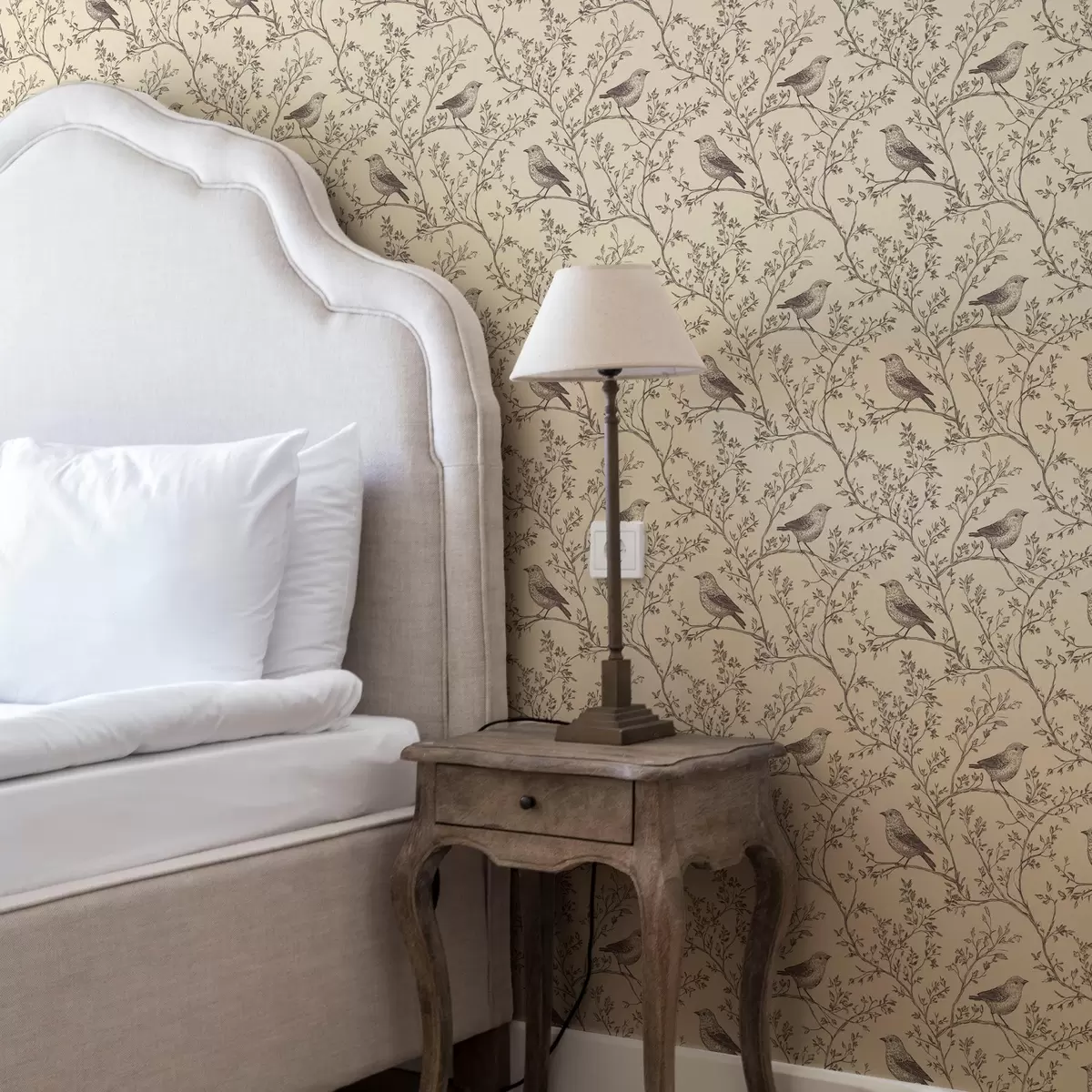 Pozadina Vrapci na granama a00066