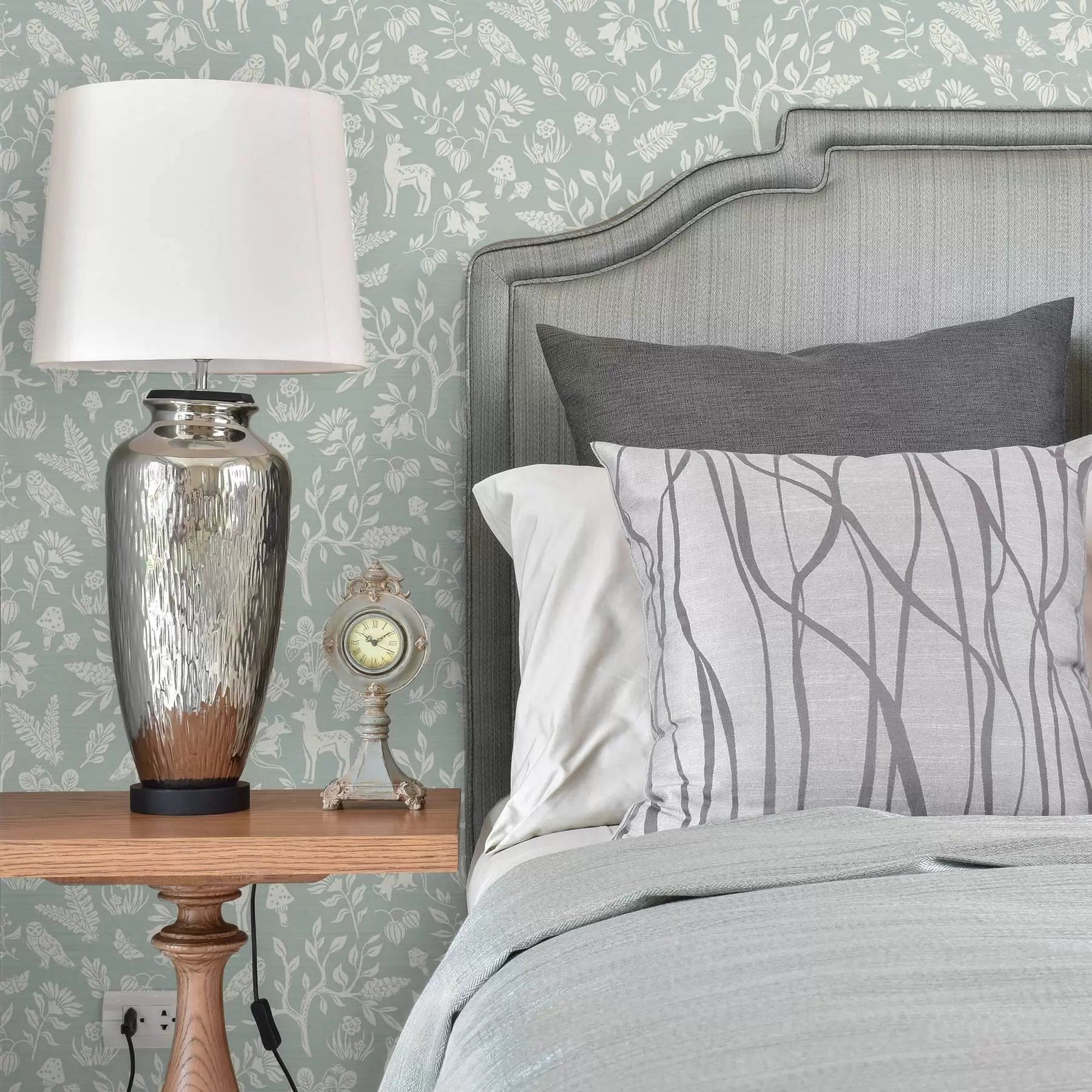 zidne murale Skandinavske životinje i biljke na pozadini metvice a00149