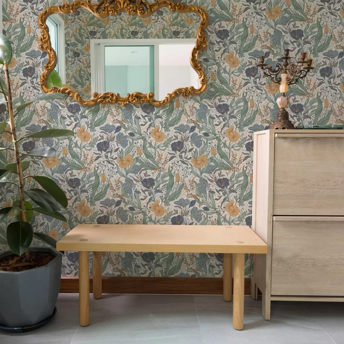 Pozadina Ručno crtana ilustracija livadnog cvijeća u toplim bojama a00180