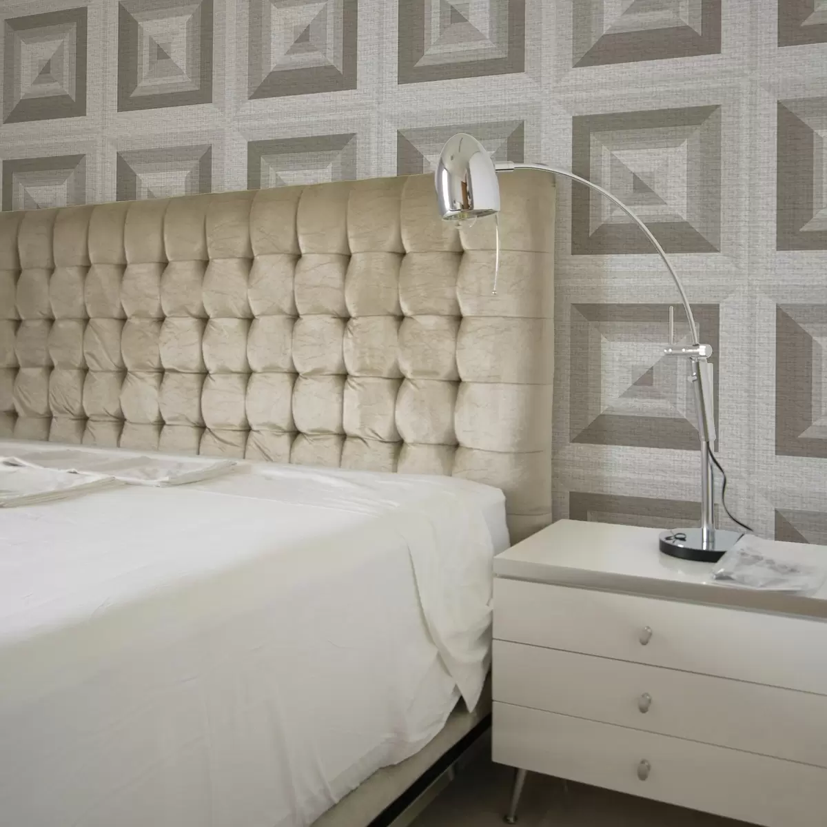 Pozadina Geometrijski trodimenzionalni uzorak u sivoj i bež boji a00187