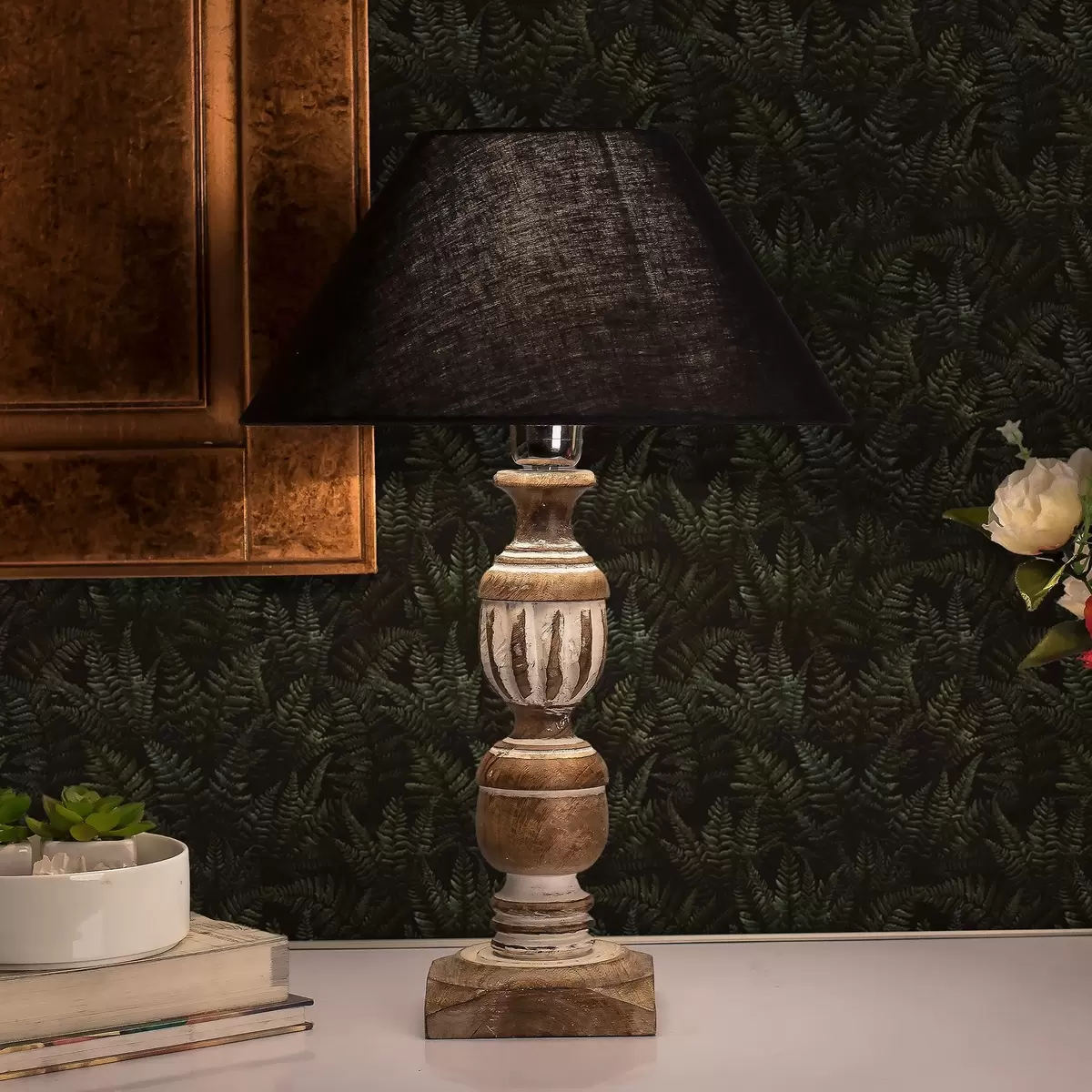 Pozadina Tamna paprat, šumski ukras, noćne boje a00214