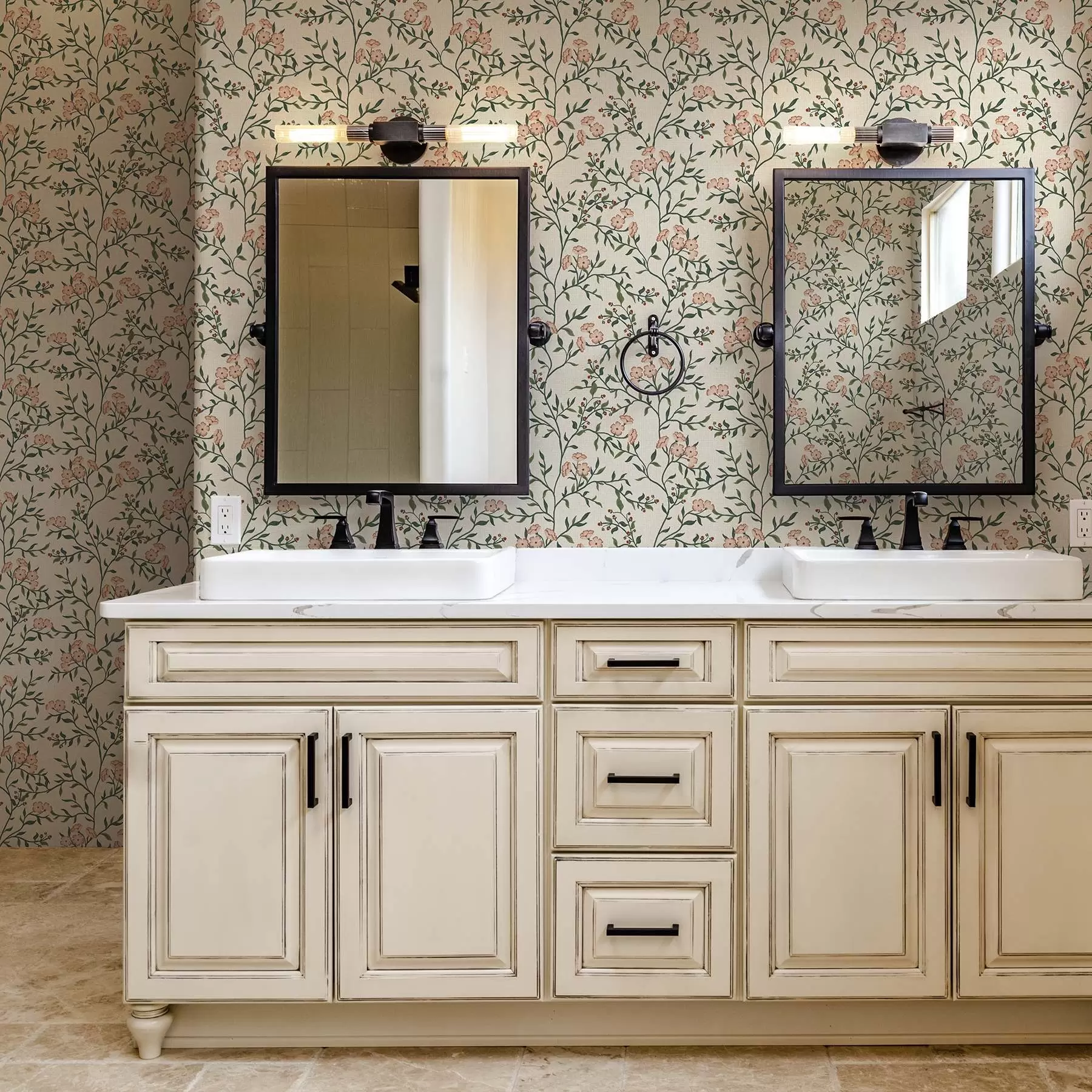 zidne murale Ažurirane grane s koraljnim cvijećem, cvjetni uzorak a00221