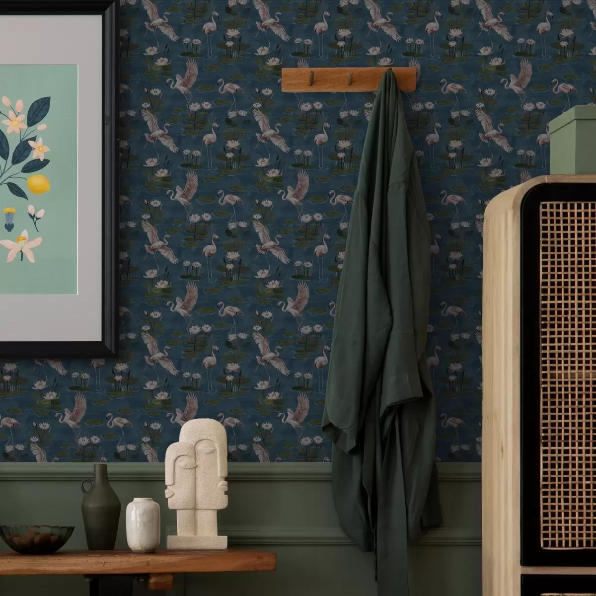 Pozadina Flamingo među lopočima, tropski prizor na tamnoplavoj pozadini a00237