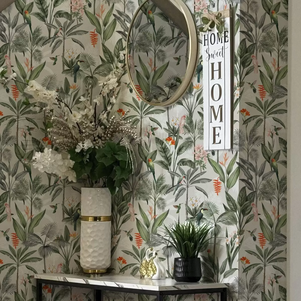 Pozadina Tropske ptice među palminim lišćem a00308