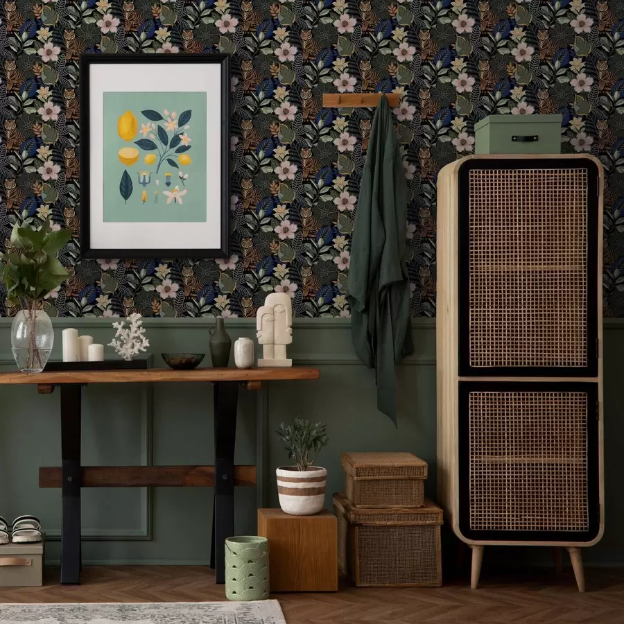 zidne murale Tigrovi među jarkim tropskim cvijećem i lišćem a00426