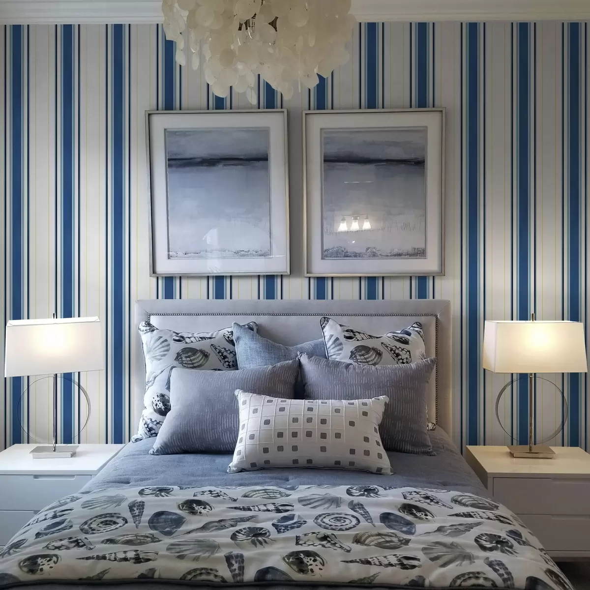 Pozadina Široke plave pruge s tankim žutim linijama a00522