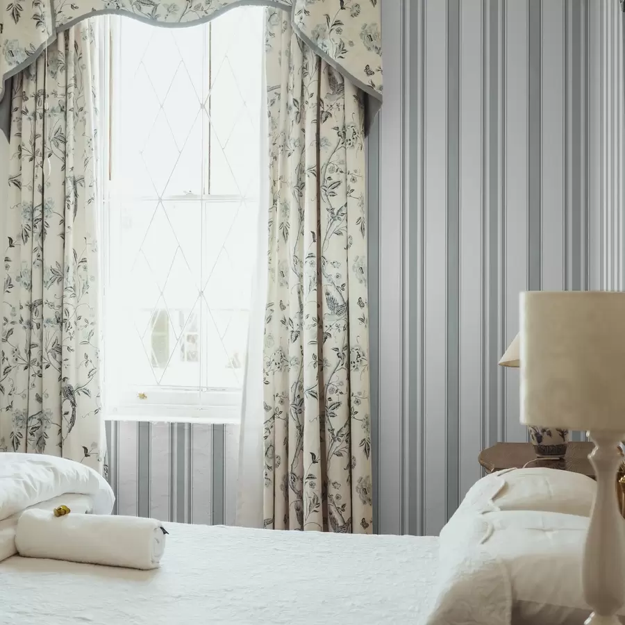 zidne murale Dvostruki uzorak sa sivo-plavim prugama a00554