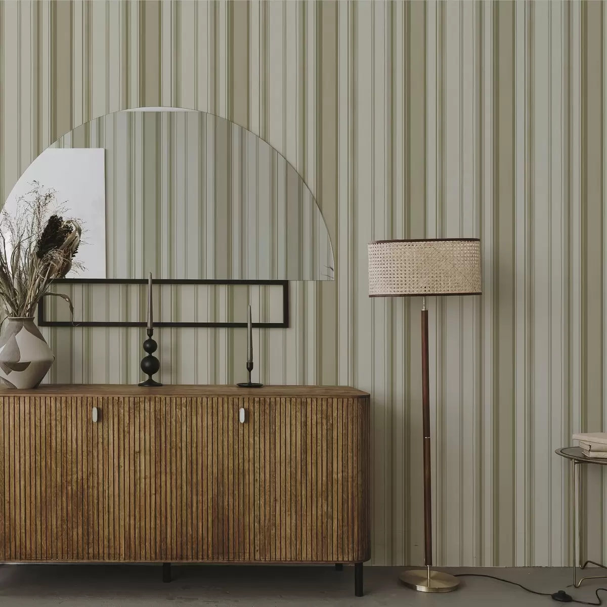 Pozadina Krem pozadina sa sivo-bež okomitim prugama a00564