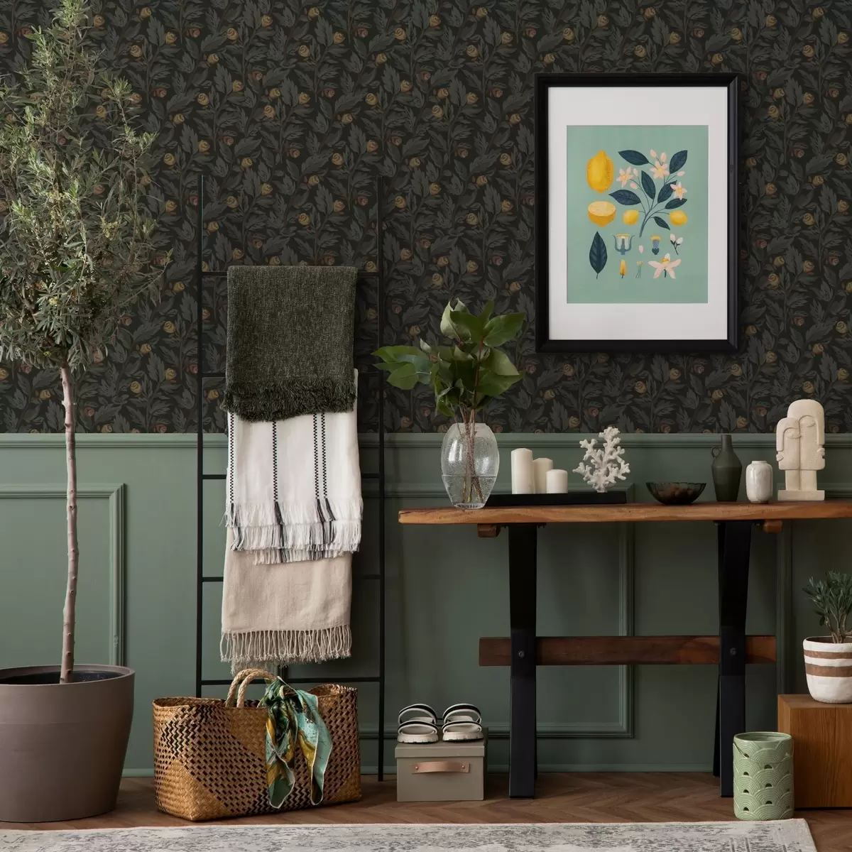 Pozadina Tamni cvjetni uzorak sa žutim pupoljcima i lišćem a00598