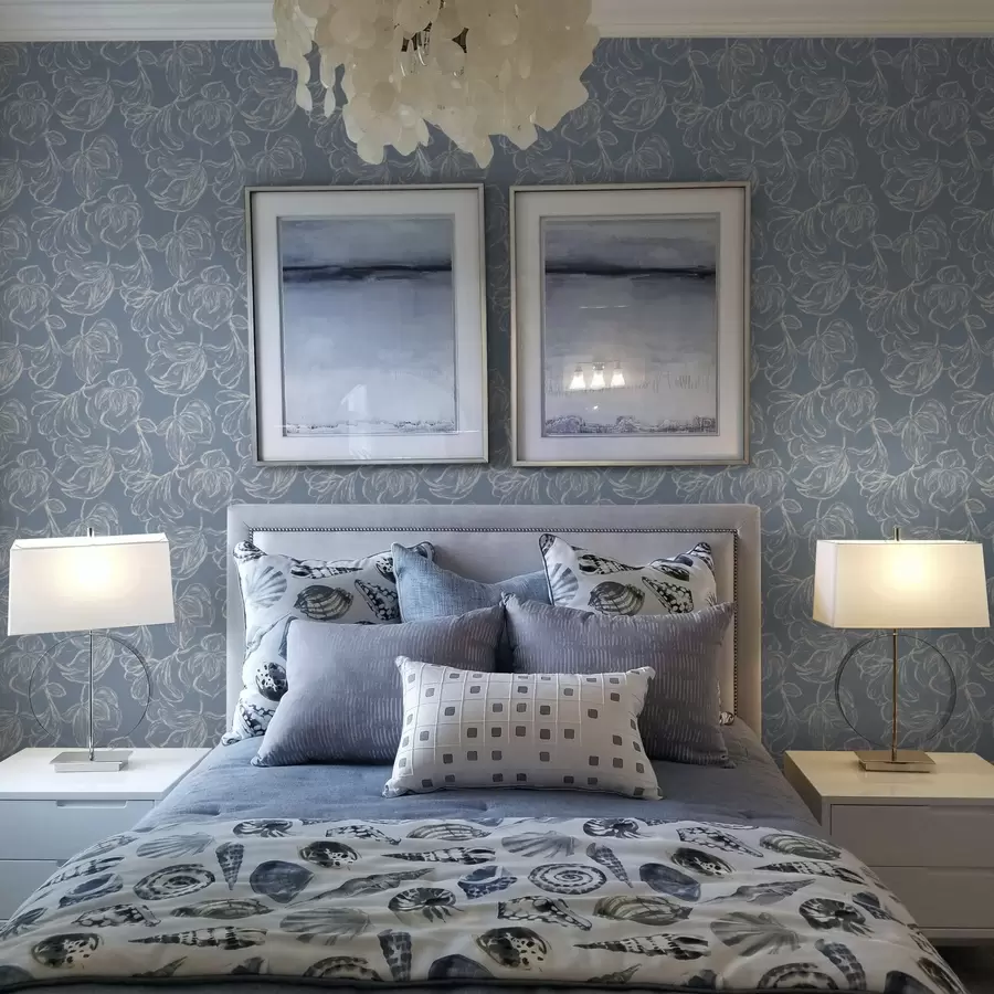 zidne murale Svijetloplava pozadina s kredastim obrisima cvijeća a00625v3