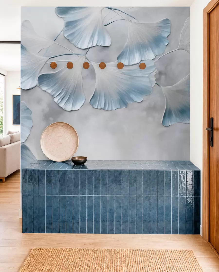 zidne murale Listovi ginka bilobe s plavim rubovima na grani, siva teksturirana pozadina, elegantan i minimalistički dizajn w09472v1