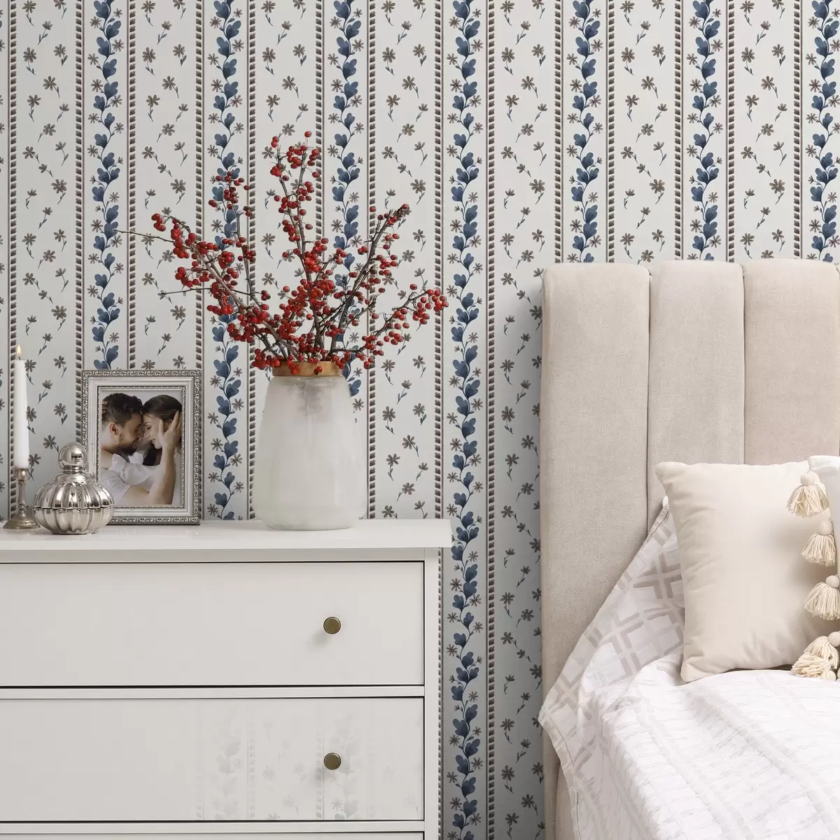 Pozadina Vertikalne cvjetne pruge u plavo-smeđim nijansama a00811v2