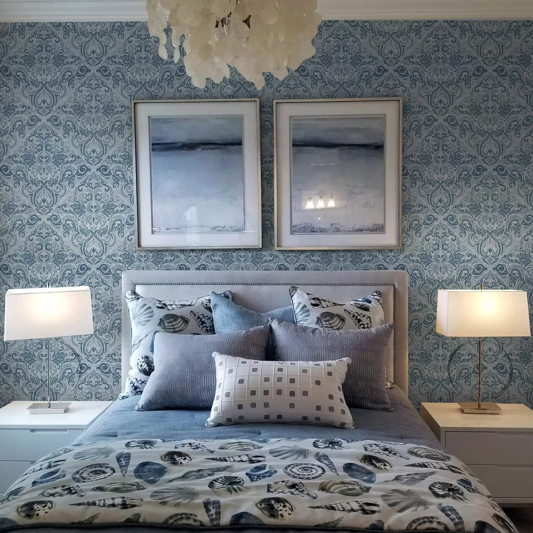 zidne murale Klasični damast, tamnoplava na svijetloplavoj podlozi a00826