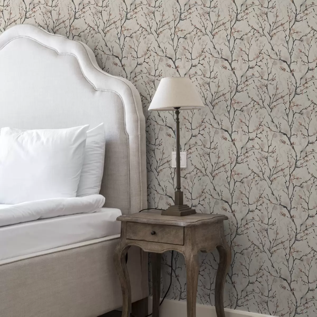 Pozadina Akvarelne grane sakure na svijetloj pozadini a01033