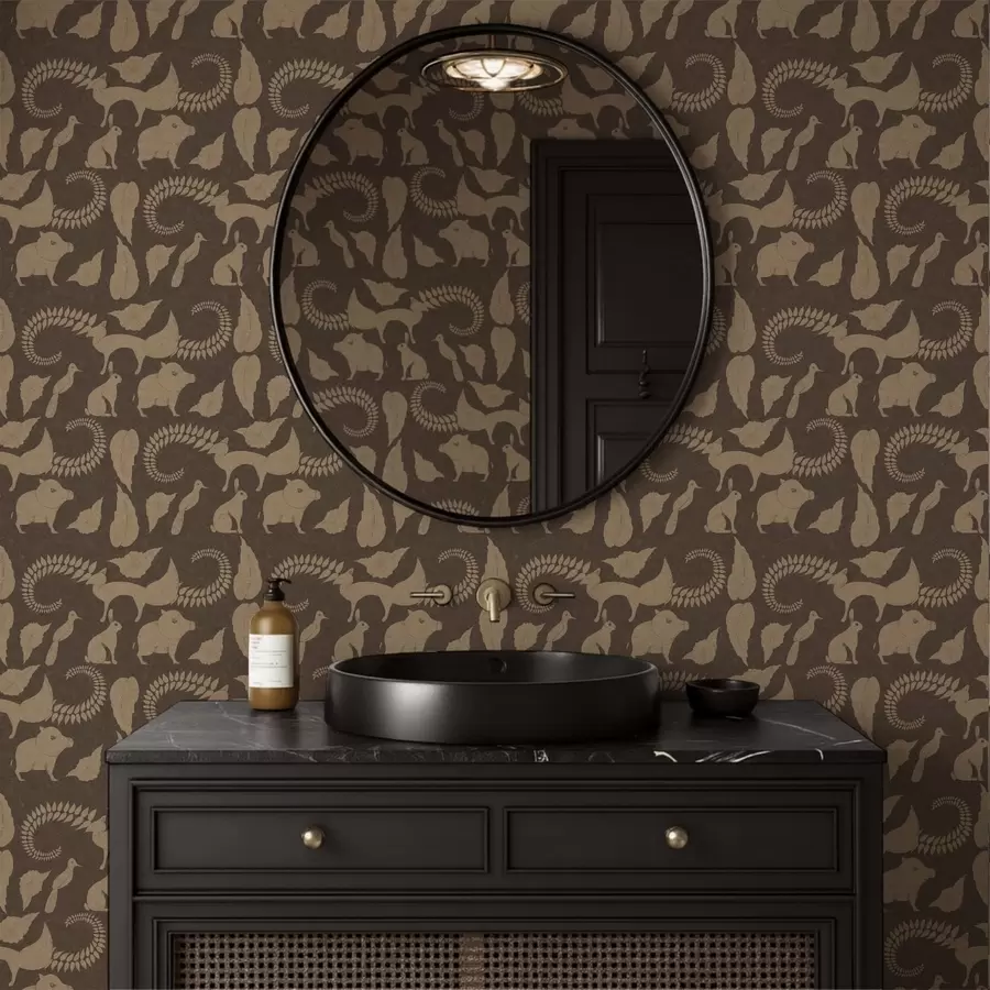 zidne murale Šumski uzorak sa životinjama na smeđoj pozadini a01121